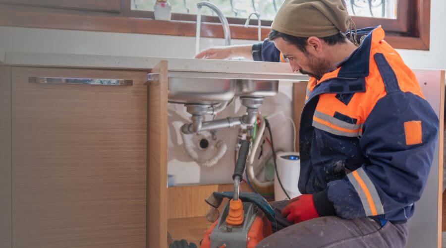 Professional expert plumbing services in Des Moines, NM
